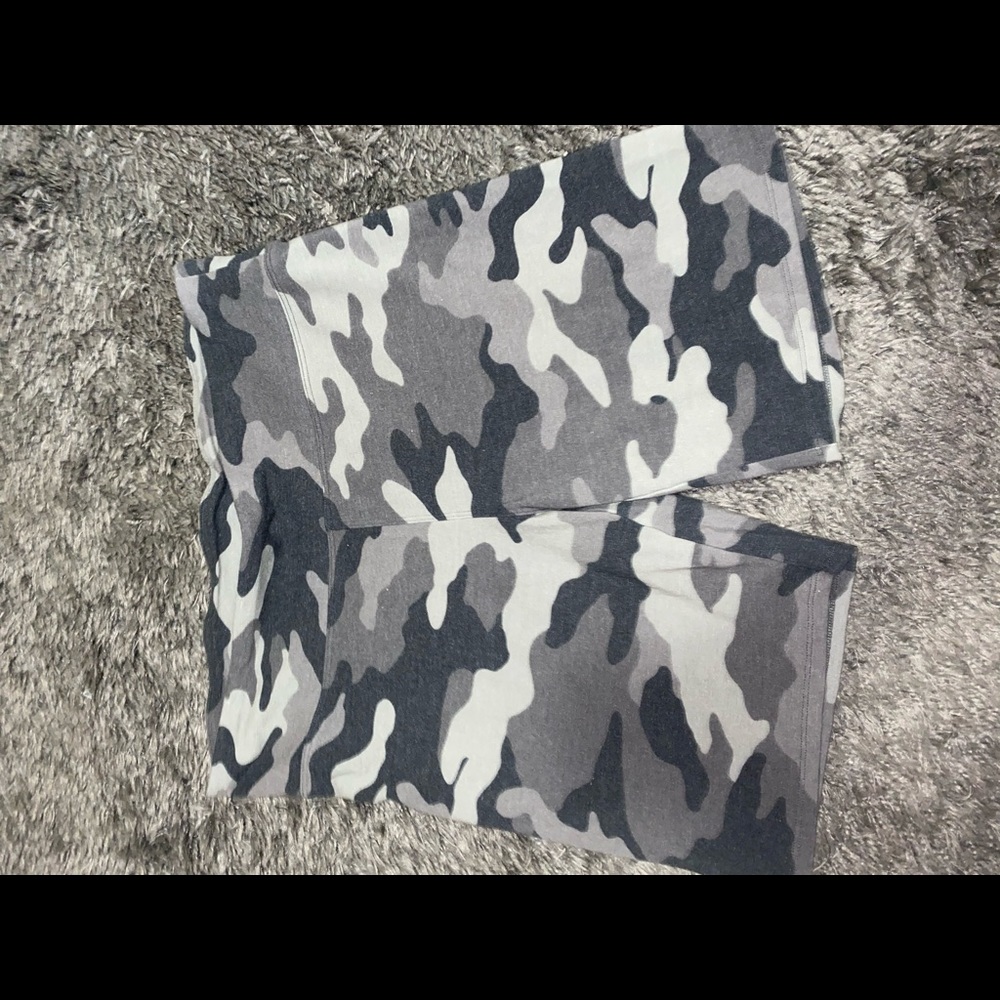 Aero camo bike shorts size XL